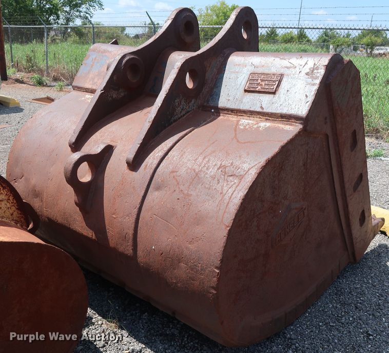 image for item DG4121 Hensley 72"W excavator bucket