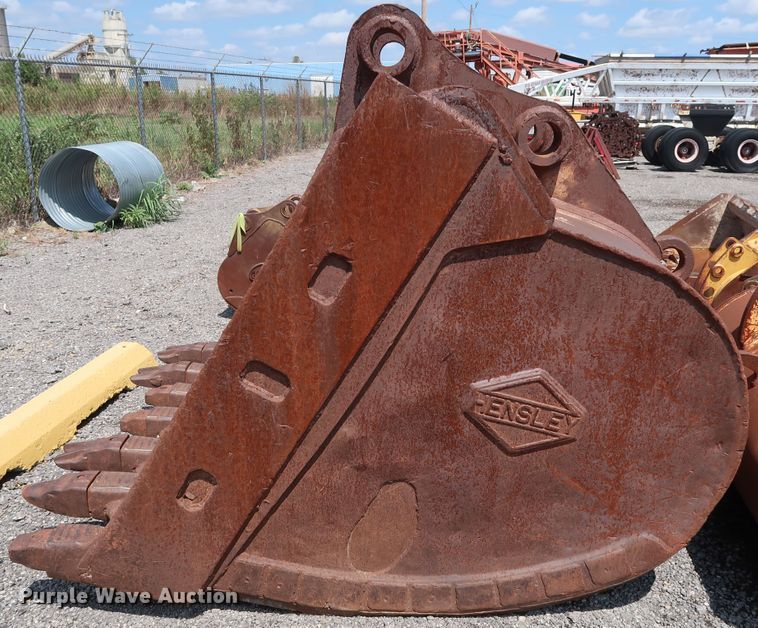image for item DG4121 Hensley 72"W excavator bucket