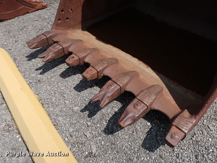 image for item DG4121 Hensley 72"W excavator bucket