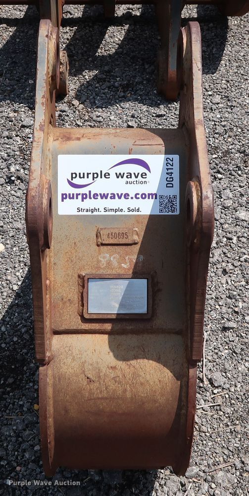 image for item DG4122 Geith 12"W backhoe bucket