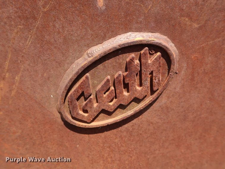 image for item DG4122 Geith 12"W backhoe bucket