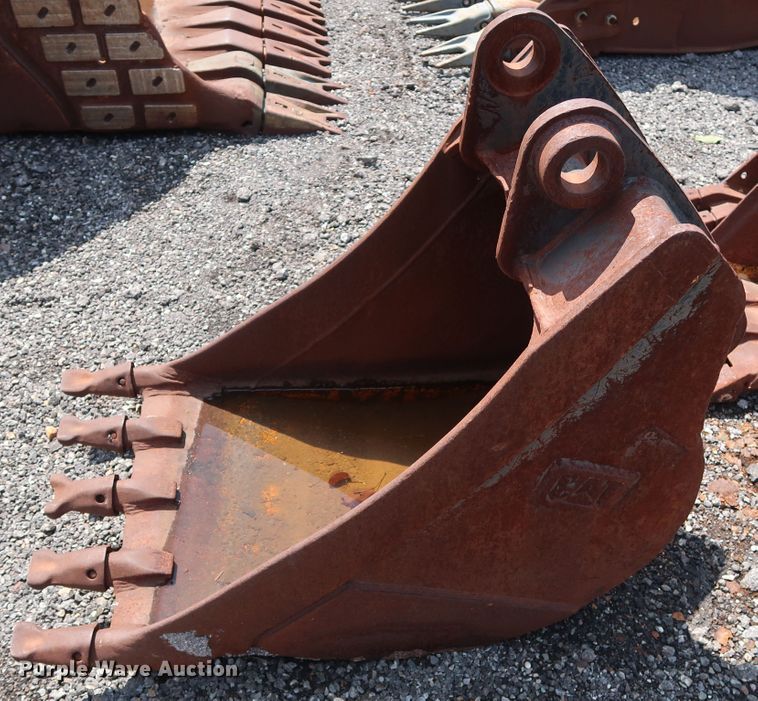 image for item DG4123 Caterpillar 24"W backhoe bucket