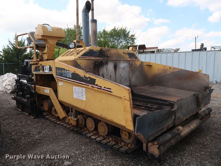 image for item DG4132 2000 Caterpillar AP-650B paver