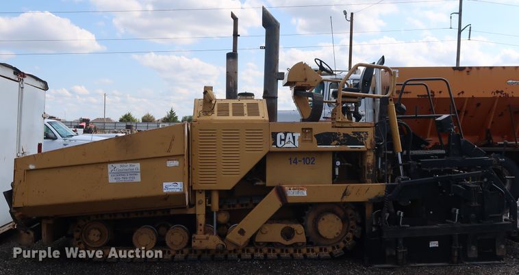 image for item DG4132 2000 Caterpillar AP-650B paver