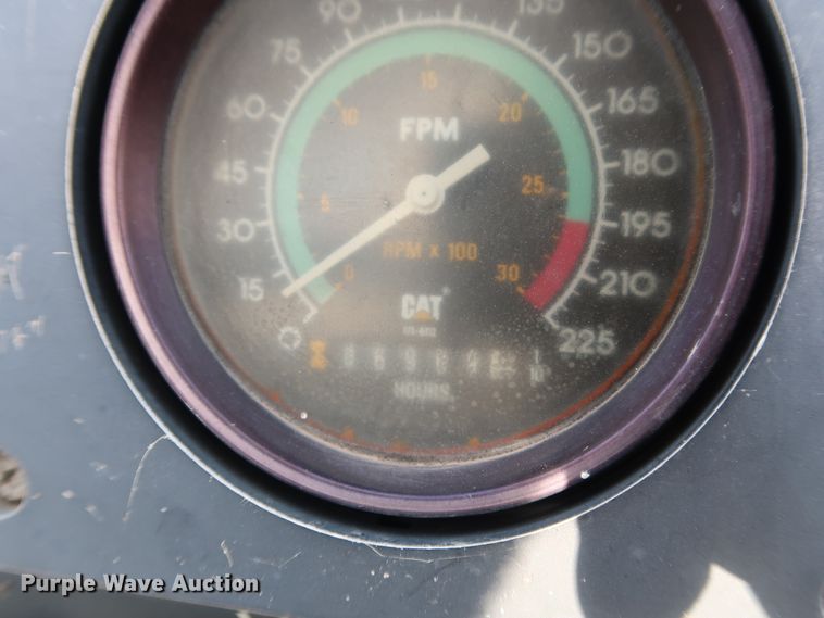 image for item DG4132 2000 Caterpillar AP-650B paver