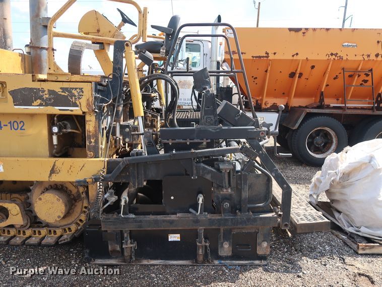 image for item DG4132 2000 Caterpillar AP-650B paver