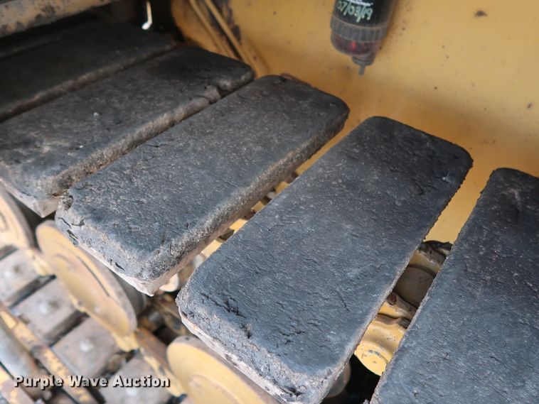 image for item DG4132 2000 Caterpillar AP-650B paver