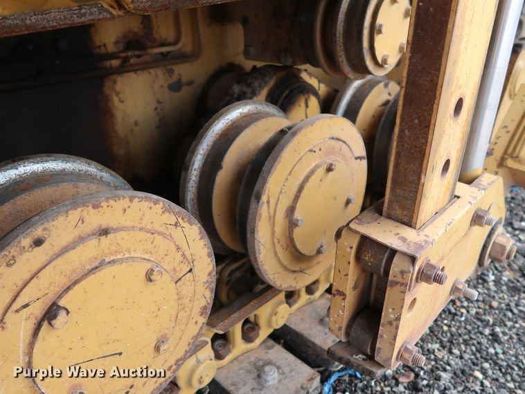 image for item DG4132 2000 Caterpillar AP-650B paver