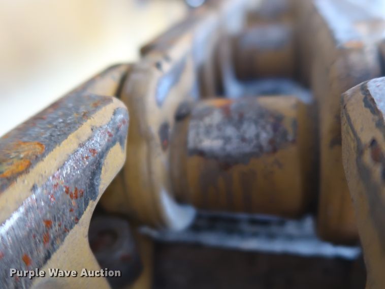 image for item DG4132 2000 Caterpillar AP-650B paver