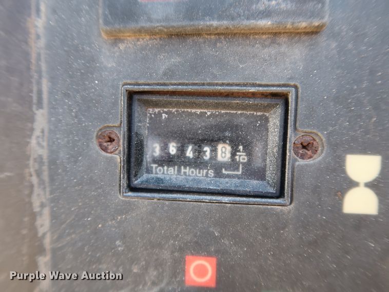 image for item DG4179 2011 Ingersoll Rand XP375WJD air compressor