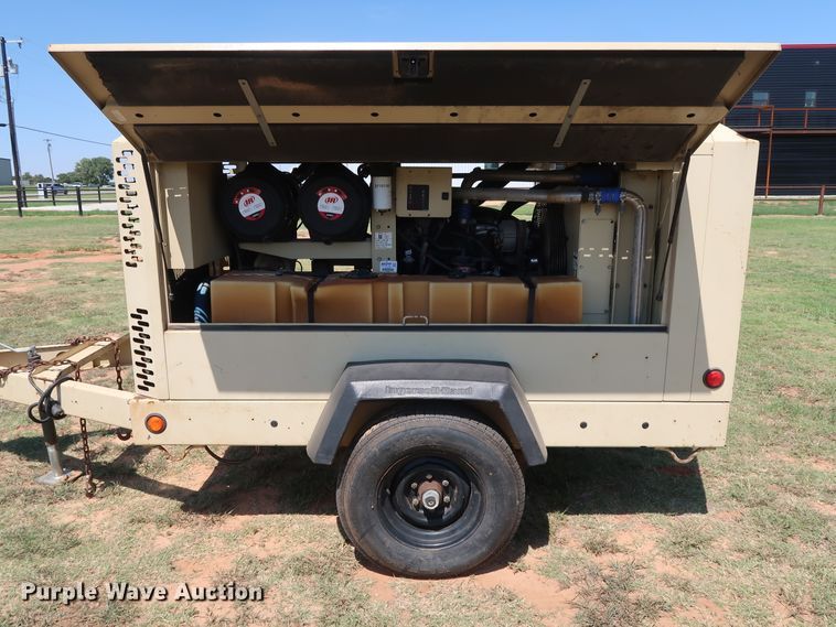 image for item DG4179 2011 Ingersoll Rand XP375WJD air compressor