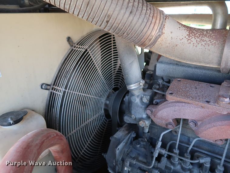 image for item DG4179 2011 Ingersoll Rand XP375WJD air compressor