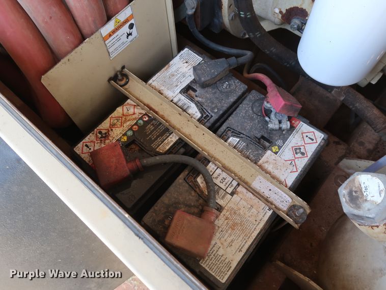 image for item DG4179 2011 Ingersoll Rand XP375WJD air compressor