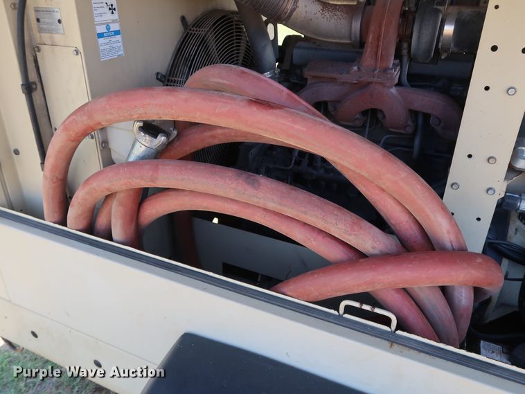 image for item DG4179 2011 Ingersoll Rand XP375WJD air compressor