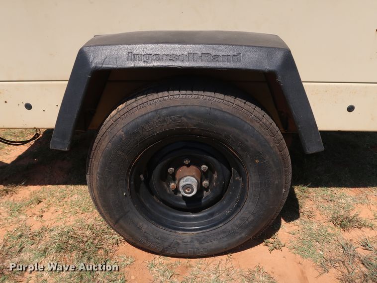 image for item DG4179 2011 Ingersoll Rand XP375WJD air compressor