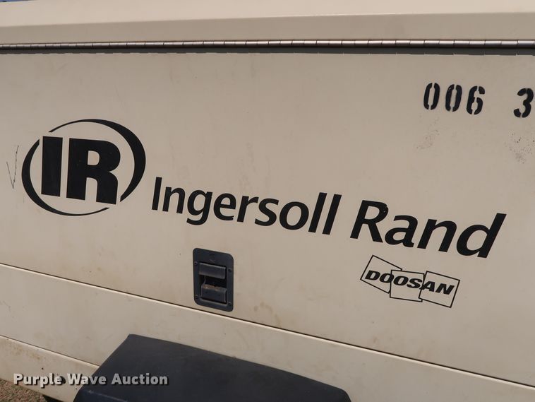 image for item DG4179 2011 Ingersoll Rand XP375WJD air compressor