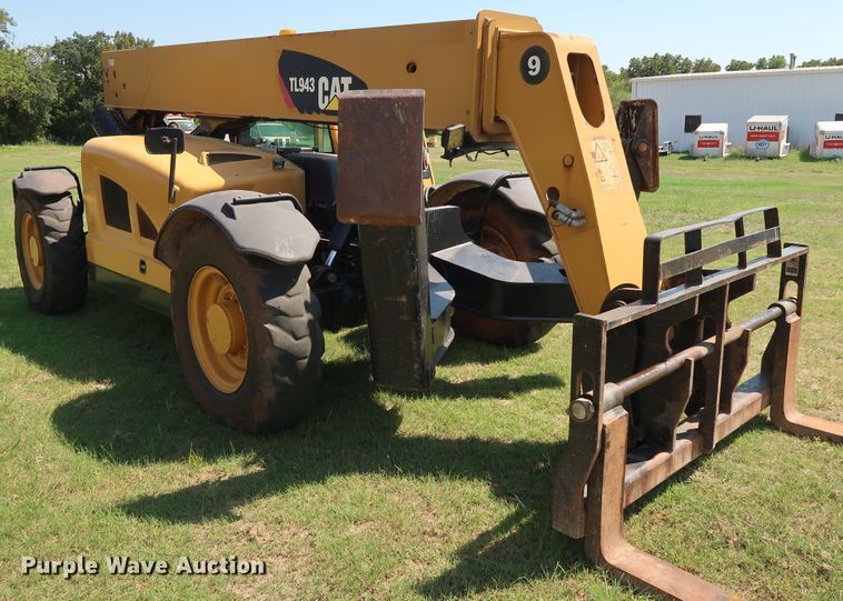 image for item DG4180 2012 Caterpillar TL943 telehandler