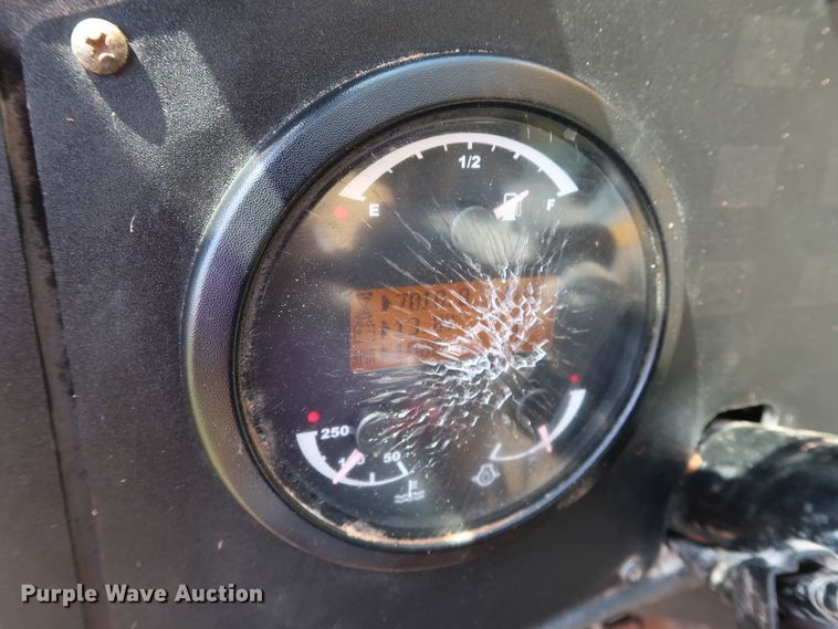 image for item DG4180 2012 Caterpillar TL943 telehandler