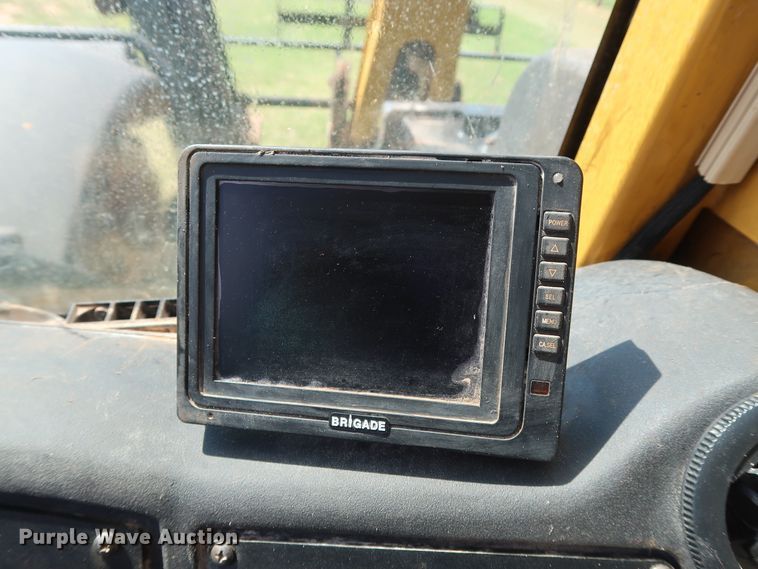 image for item DG4180 2012 Caterpillar TL943 telehandler