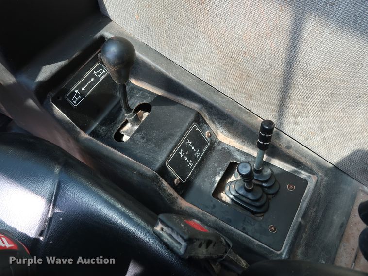 image for item DG4180 2012 Caterpillar TL943 telehandler