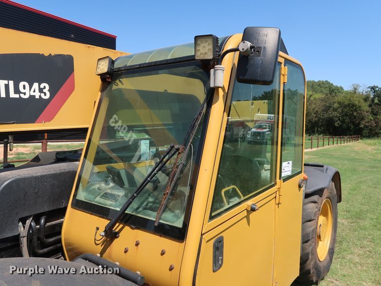 image for item DG4180 2012 Caterpillar TL943 telehandler