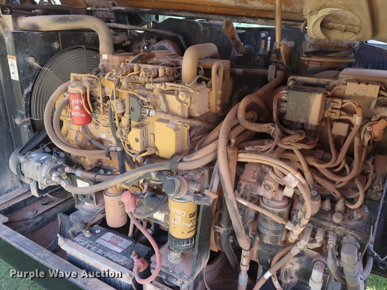 image for item DG4180 2012 Caterpillar TL943 telehandler