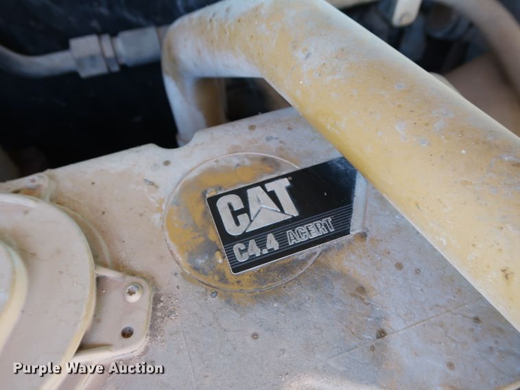 image for item DG4180 2012 Caterpillar TL943 telehandler