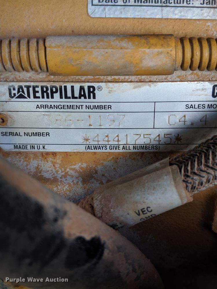 image for item DG4180 2012 Caterpillar TL943 telehandler