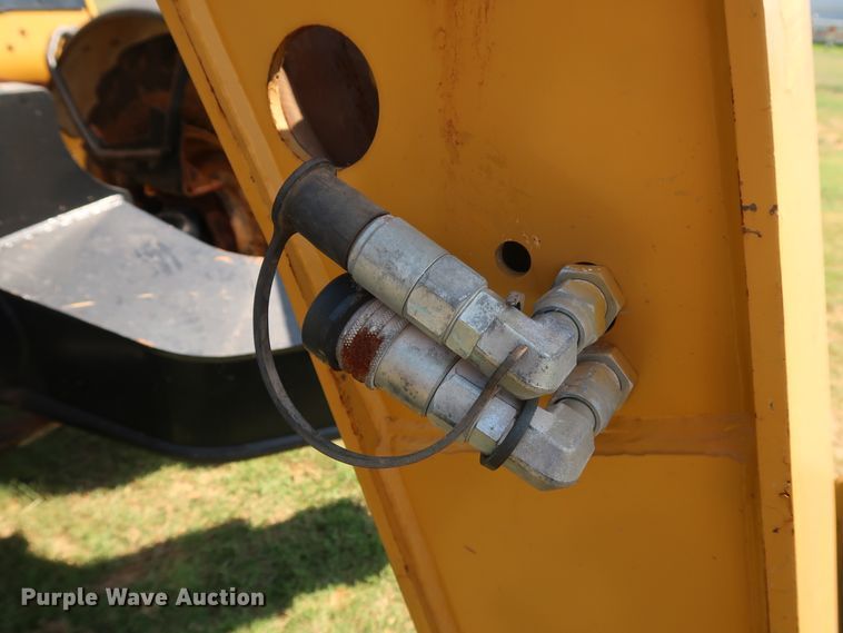 image for item DG4180 2012 Caterpillar TL943 telehandler