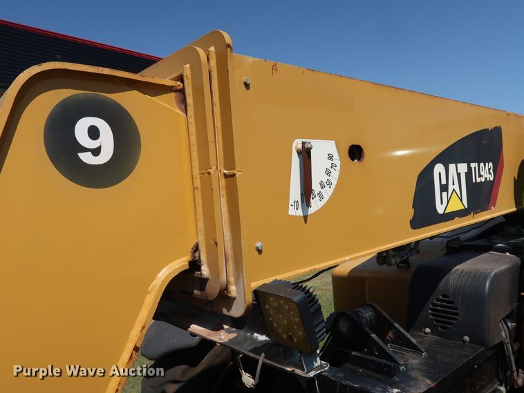 image for item DG4180 2012 Caterpillar TL943 telehandler