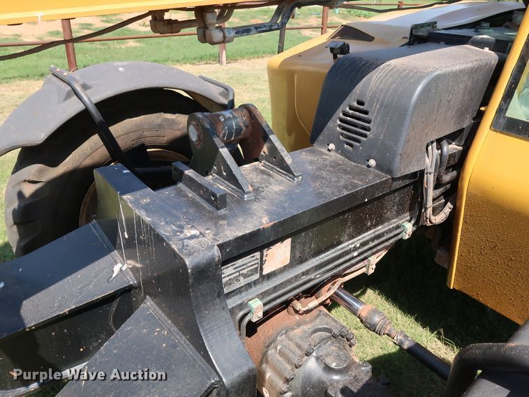 image for item DG4180 2012 Caterpillar TL943 telehandler