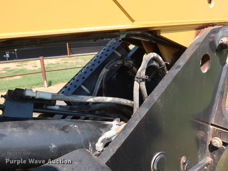 image for item DG4180 2012 Caterpillar TL943 telehandler