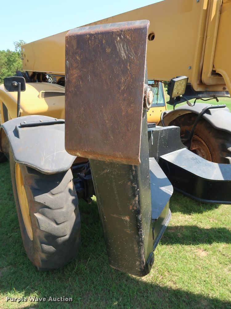 image for item DG4180 2012 Caterpillar TL943 telehandler