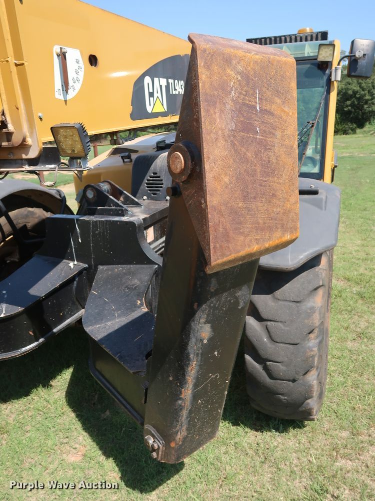 image for item DG4180 2012 Caterpillar TL943 telehandler