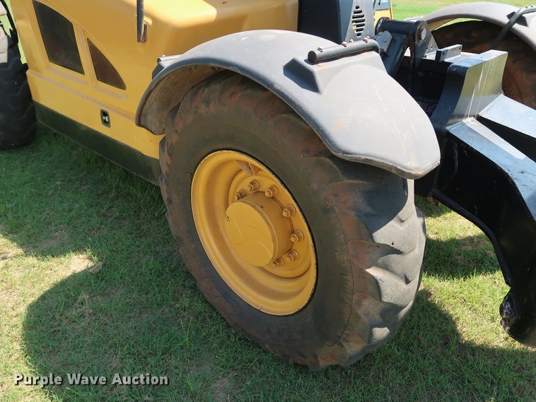 image for item DG4180 2012 Caterpillar TL943 telehandler