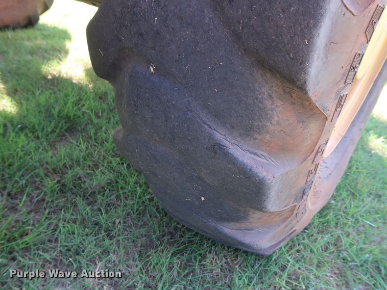 image for item DG4180 2012 Caterpillar TL943 telehandler