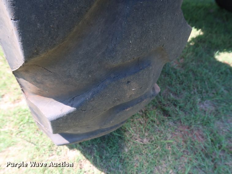 image for item DG4180 2012 Caterpillar TL943 telehandler