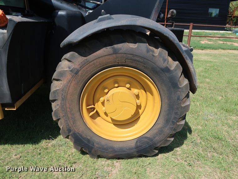 image for item DG4180 2012 Caterpillar TL943 telehandler