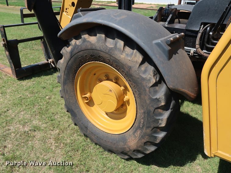image for item DG4180 2012 Caterpillar TL943 telehandler