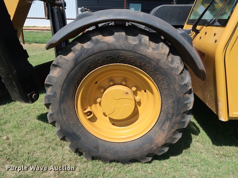 image for item DG4180 2012 Caterpillar TL943 telehandler