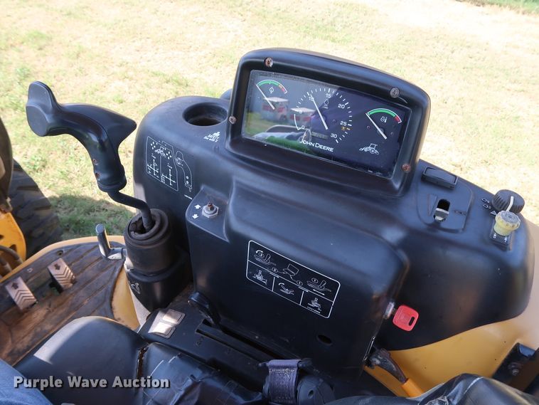 image for item DG4181 2008 John Deere 110 backhoe