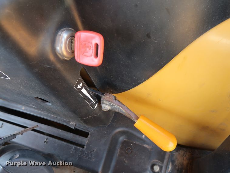 image for item DG4181 2008 John Deere 110 backhoe