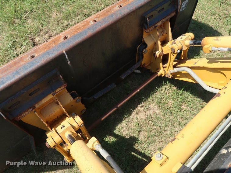 image for item DG4181 2008 John Deere 110 backhoe