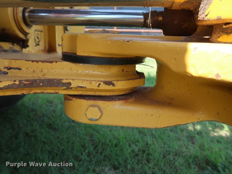 image for item DG4181 2008 John Deere 110 backhoe