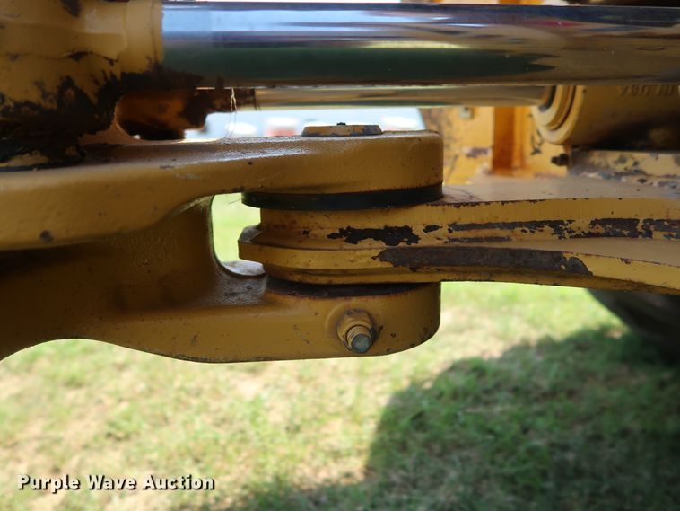 image for item DG4181 2008 John Deere 110 backhoe