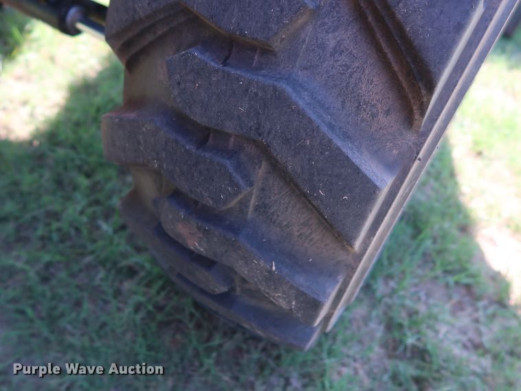 image for item DG4181 2008 John Deere 110 backhoe