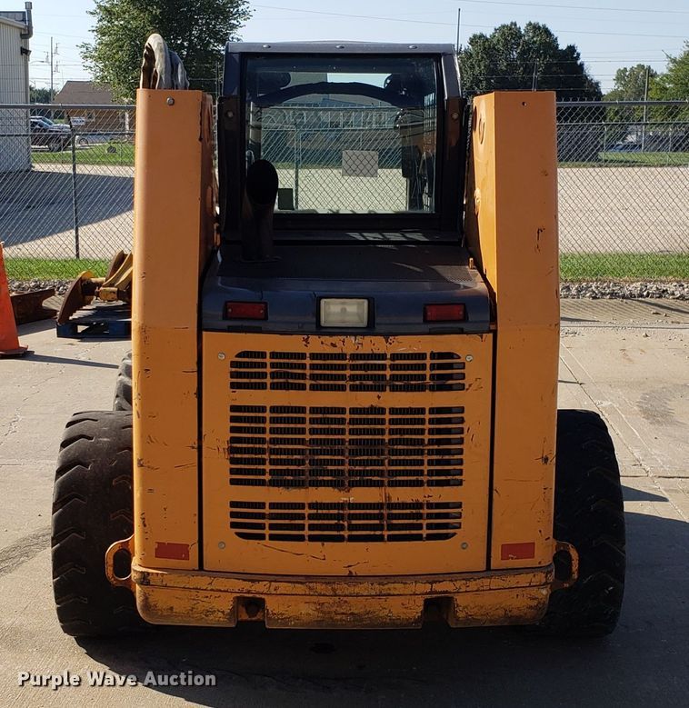 image for item DG7524 2006 Case 450 skid steer