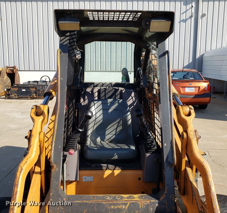image for item DG7524 2006 Case 450 skid steer