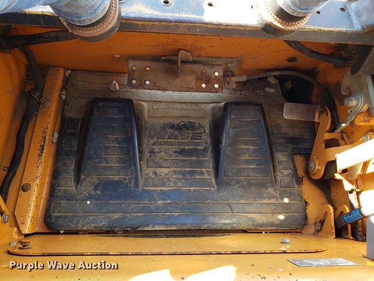 image for item DG7524 2006 Case 450 skid steer