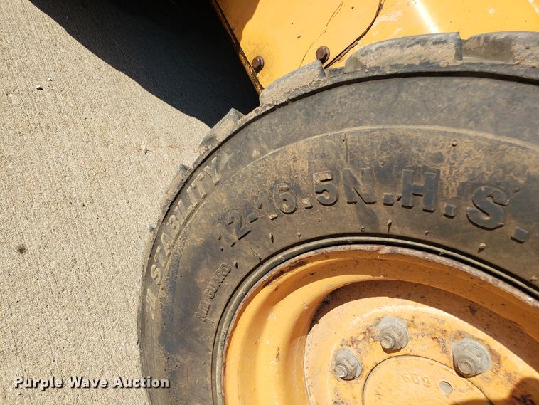 image for item DG7524 2006 Case 450 skid steer